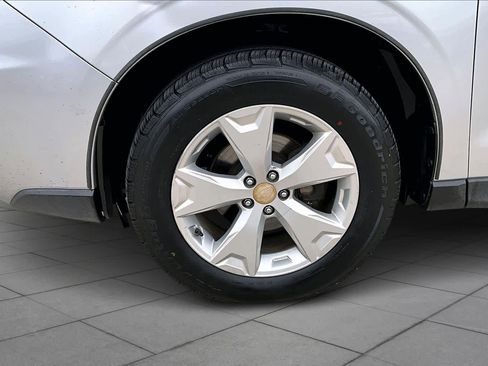 Used 2015 Subaru Forester 2.5i Premium image 10