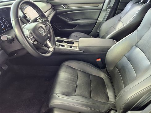 Used 2021 Honda Accord EX-L image 11