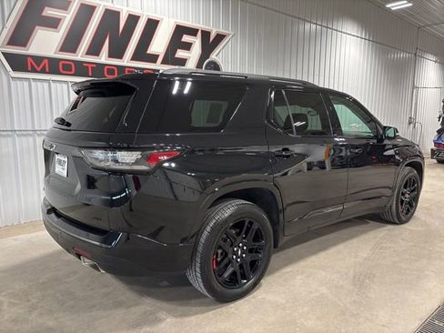 Used 2021 Chevrolet Traverse Premier w/ Redline Edition image 12