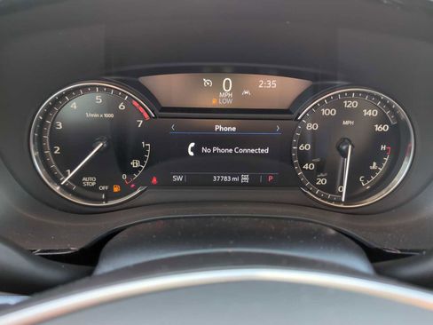 Used 2024 Cadillac XT5 Luxury image 11