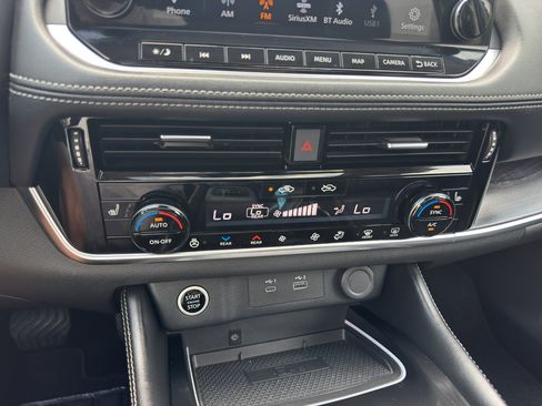 Certified 2023 Nissan Rogue Platinum w/ Platinum Premium Package image 25