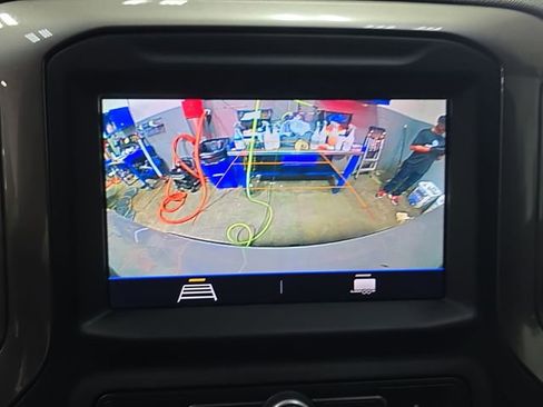 Used 2020 Chevrolet Silverado 1500 Custom w/ Custom Value Package image 22