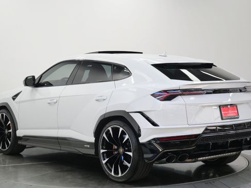 Used 2023 Lamborghini Urus S AWD/4WD image 7
