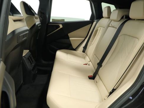 Used 2025 BMW X3 xDrive30i image 32