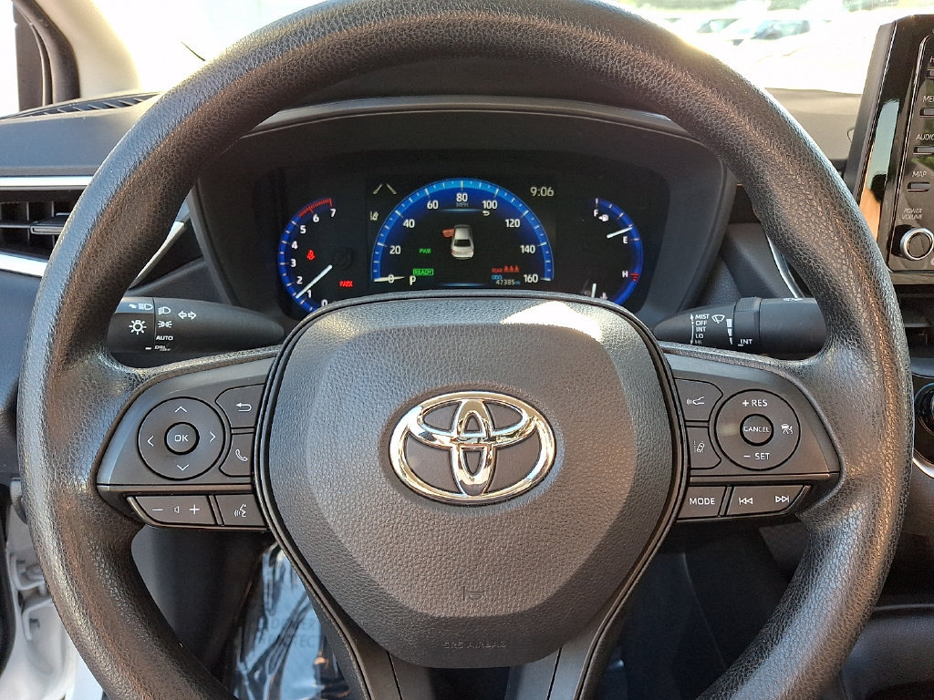 Certified 2022 Toyota Corolla LE FWD image 20