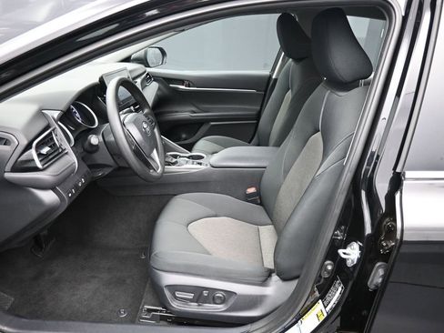 Certified 2023 Toyota Camry LE image 18