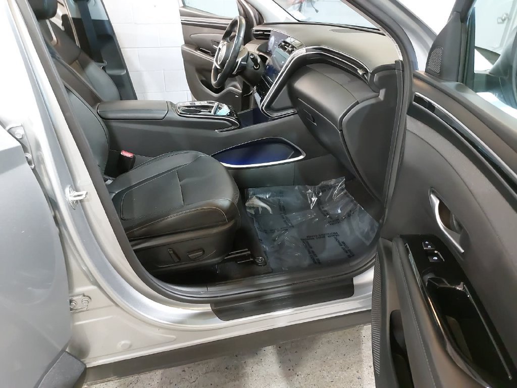 Used 2022 Hyundai Tucson Limited w/ Cargo Package FWD image 10
