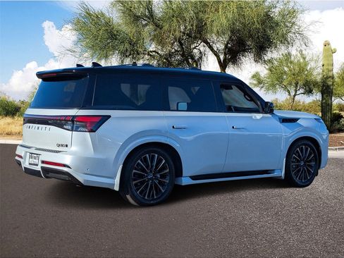 New 2026 INFINITI QX80 Autograph image 5