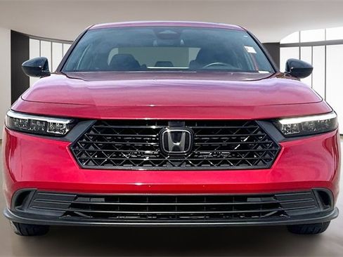 Used 2023 Honda Accord Sport image 2