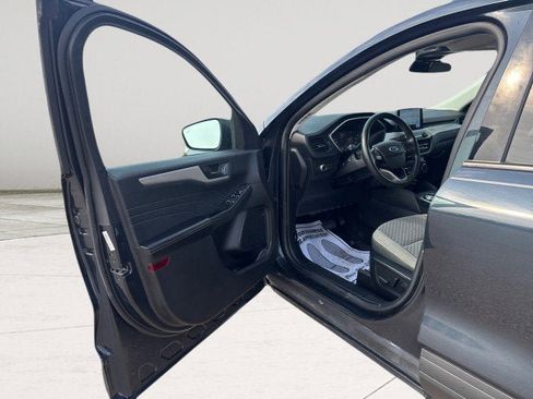 Used 2022 Ford Escape SE w/ Convenience Package image 10