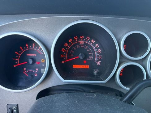 Used 2011 Toyota Tundra 4x4 Double Cab w/ Tow Pkg image 8