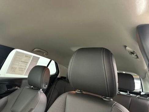 Used 2024 Buick Encore GX Preferred image 12