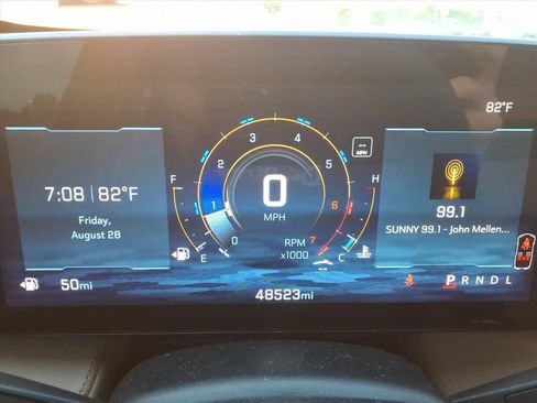 Used 2025 Chevrolet Equinox ACTIV w/ Safety and Technology Package FWD image 14