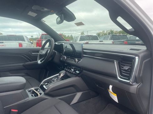 New 2026 GMC Canyon Elevation w/ Convenience Package image 31