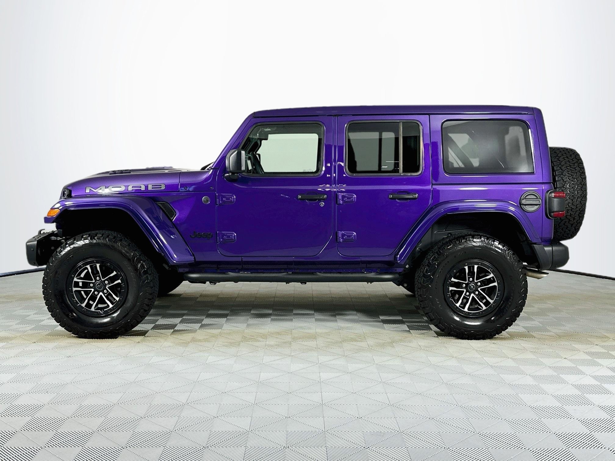 Used 2026 Jeep Wrangler Unlimited Rubicon 392 w/ Quick Order Package 27X Moab AWD/4WD image 8