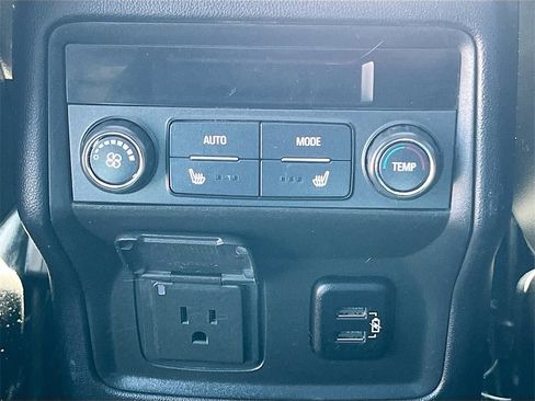 Used 2018 GMC Acadia Denali image 26