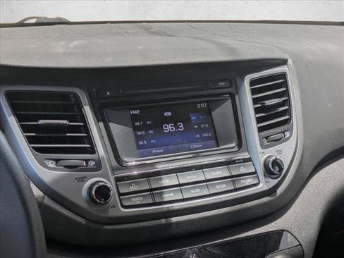 Used 2016 Hyundai Tucson SE w/ Option Group 02 FWD image 14
