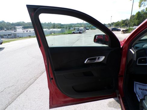 Used 2013 Chevrolet Equinox LT w/ Driver Convenience Package AWD/4WD image 23