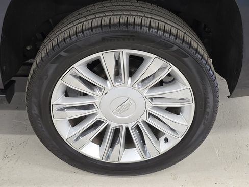Used 2018 Cadillac Escalade Platinum AWD/4WD image 61