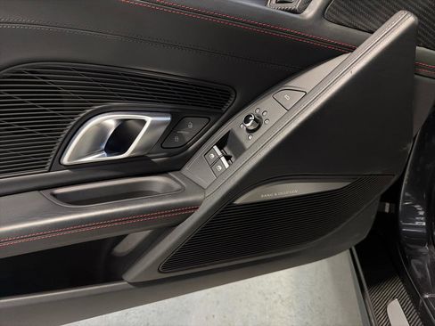 Used 2017 Audi R8 V10 plus image 14