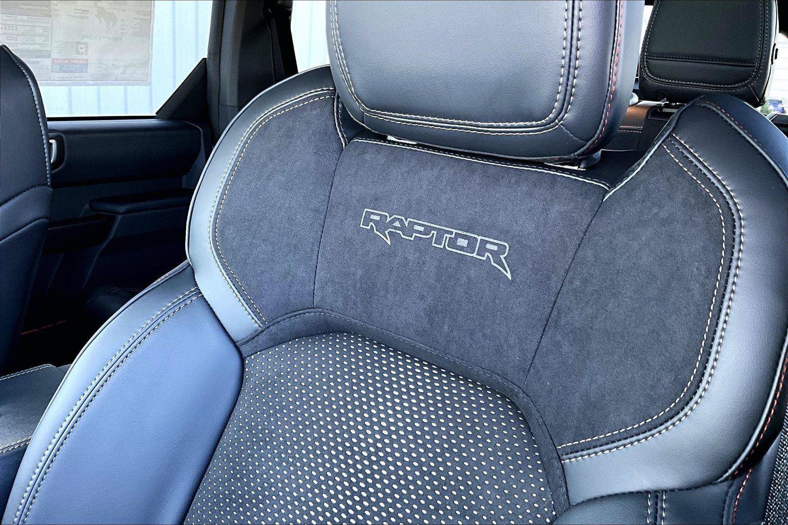 New 2026 Ford Bronco Raptor w/ Interior Carbon Fiber Pack AWD/4WD image 16