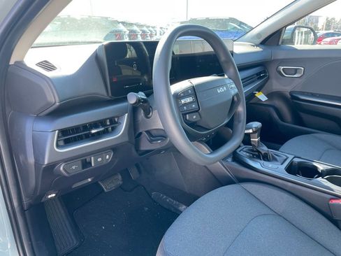 New 2026 Kia K4 LXS image 9