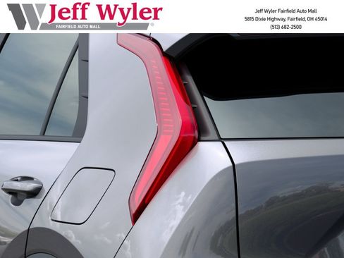 New 2026 Kia Niro EX FWD image 12
