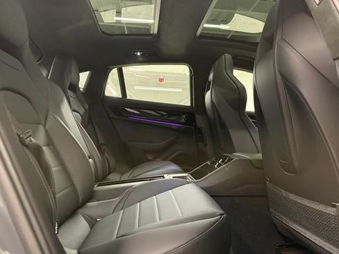 Certified 2025 Porsche Panamera GTS AWD/4WD image 29