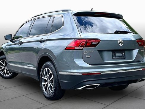 Used 2020 Volkswagen Tiguan SE w/ Panoramic Sunroof Package AWD/4WD image 12