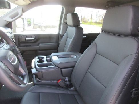 New 2026 GMC Sierra 2500 Pro AWD/4WD image 16