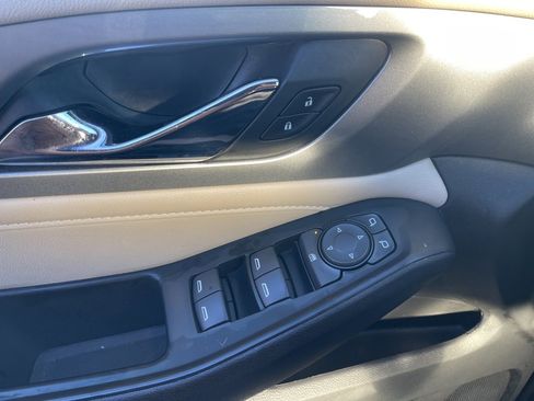 Used 2023 Chevrolet Traverse LS w/ LPO, Floor Liner Package image 28