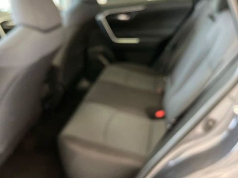 Used 2025 Toyota RAV4 XLE FWD image 8
