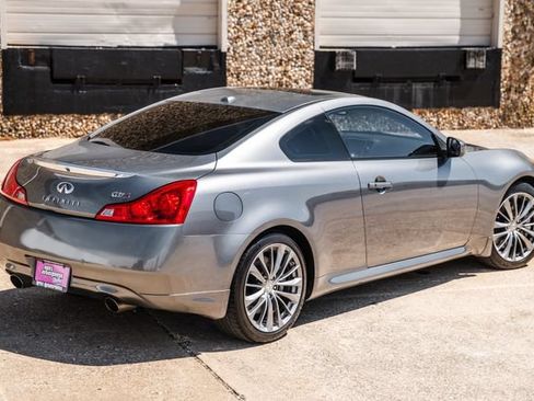 Used 2013 INFINITI G37 Sport RWD image 46