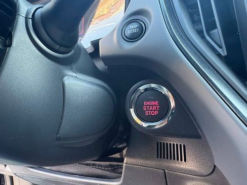 Used 2025 Subaru Crosstrek 2.5i Limited image 39