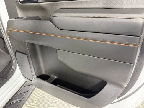 Used 2024 GMC Sierra 2500 AT4 w/ AT4 Preferred Package image 30