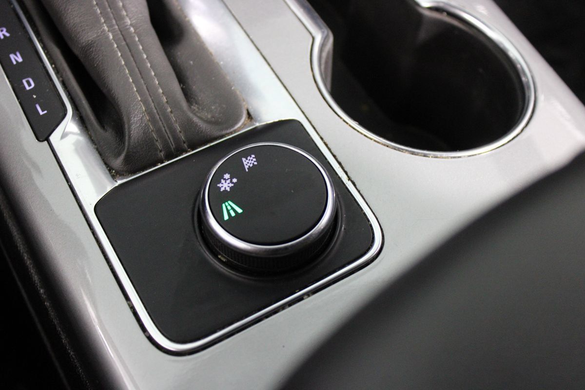 Used 2020 Chevrolet Blazer LT FWD image 15