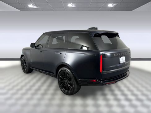 Certified 2023 Land Rover Range Rover Autobiography image 3