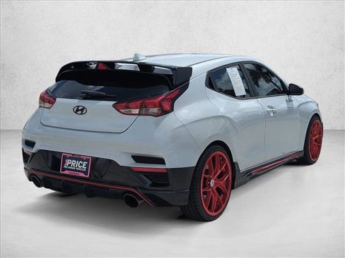 Used 2020 Hyundai Veloster N w/ Performance Package image 5