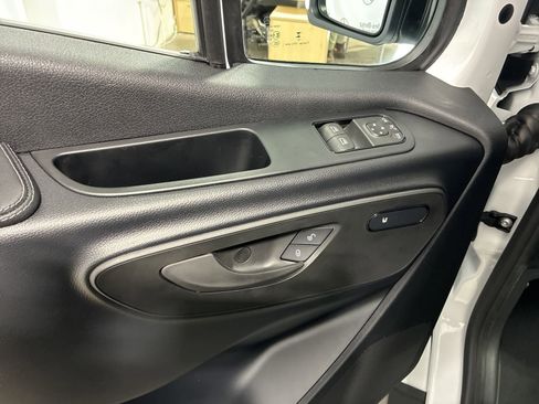 New 2025 Mercedes-Benz Sprinter 2500 image 9