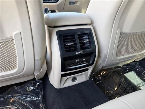 Used 2019 BMW X3 sDrive30i w/ Convenience Package RWD image 25