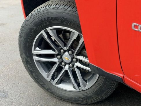 Used 2019 Chevrolet Colorado W/T w/ Custom Special Edition image 24