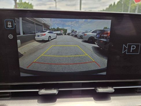 Used 2025 Hyundai Kona SE FWD image 27