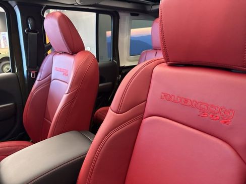 Used 2024 Jeep Wrangler Unlimited Rubicon 392 image 16