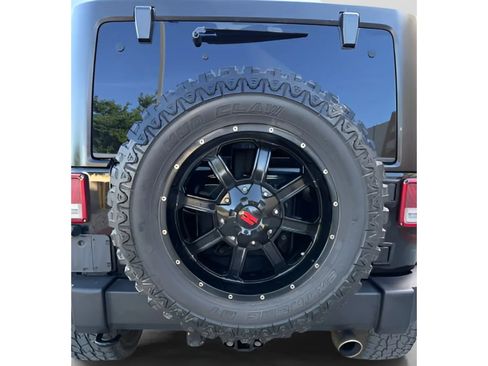 Used 2015 Jeep Wrangler Unlimited Sport w/ Quick Order Package 24S AWD/4WD image 21
