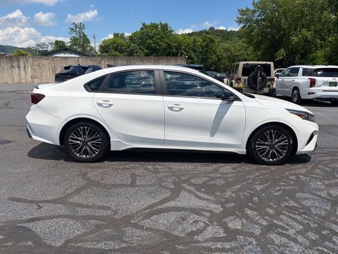 Used 2022 Kia Forte GT-Line w/ GT-Line Technology Package FWD image 7