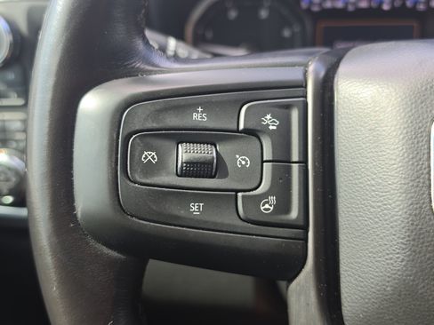 Used 2022 GMC Sierra 2500 AT4 w/ AT4 Premium Plus Package AWD/4WD image 13