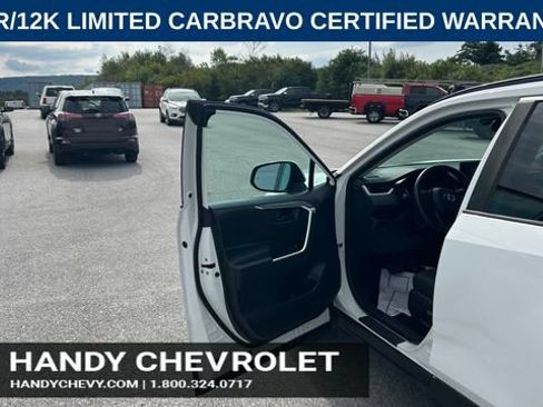 Used 2020 Toyota RAV4 LE w/ All Weather Liner Package AWD/4WD image 12