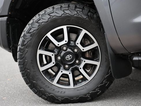 Used 2019 Toyota Tundra SR5 image 4