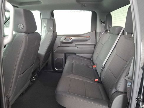 Used 2024 Chevrolet Silverado 1500 LT AWD/4WD image 10