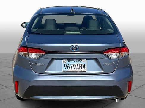 Used 2022 Toyota Corolla LE image 5